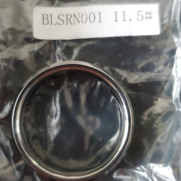 Tungsten ring - Picture 2 of 3